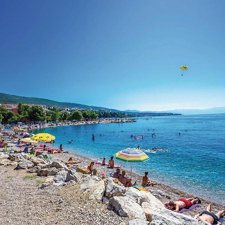 Nice Apartment In Crikvenica With Wifi ภายนอก รูปภาพ